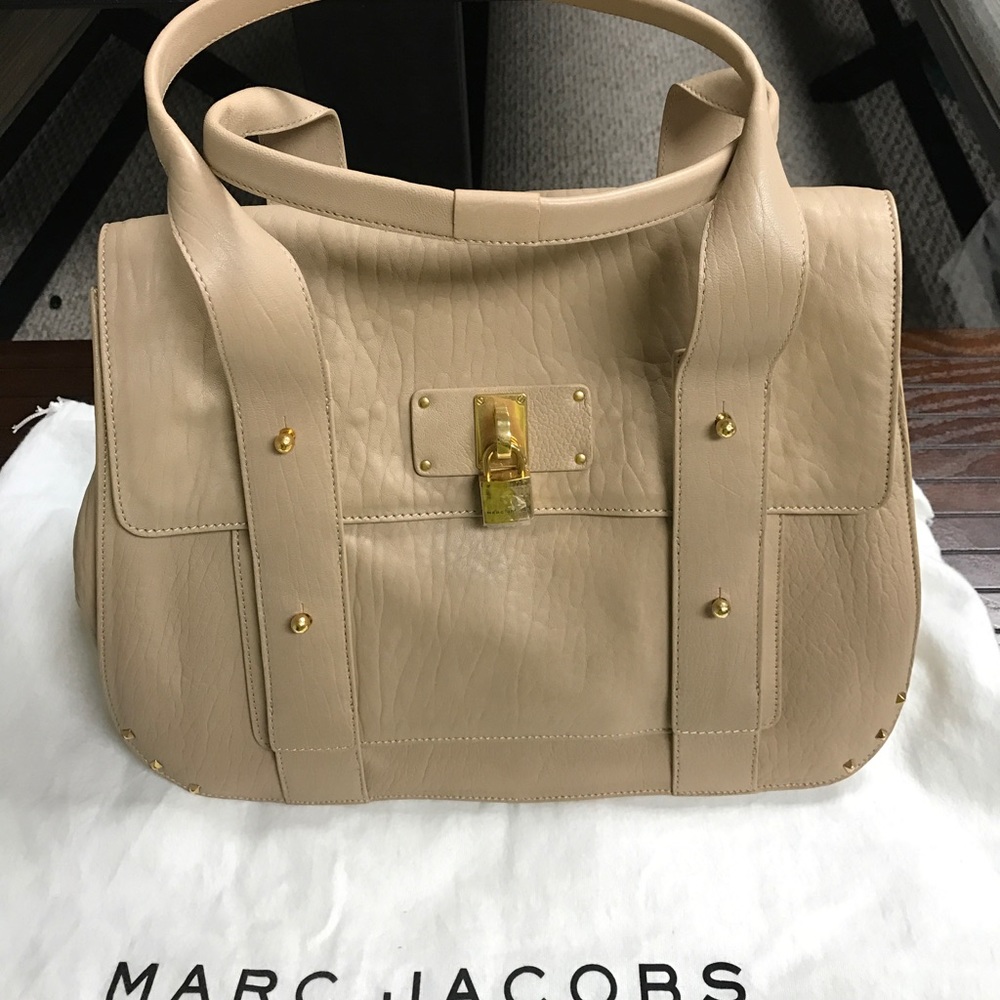 Brand New Marc Jacobs The Stanton Bag Stone color.